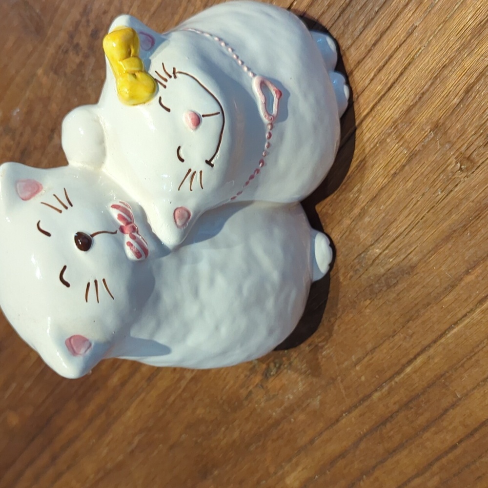 Vintage Bitssy and Beau Cat Piggy Bank by Rous for the Cat